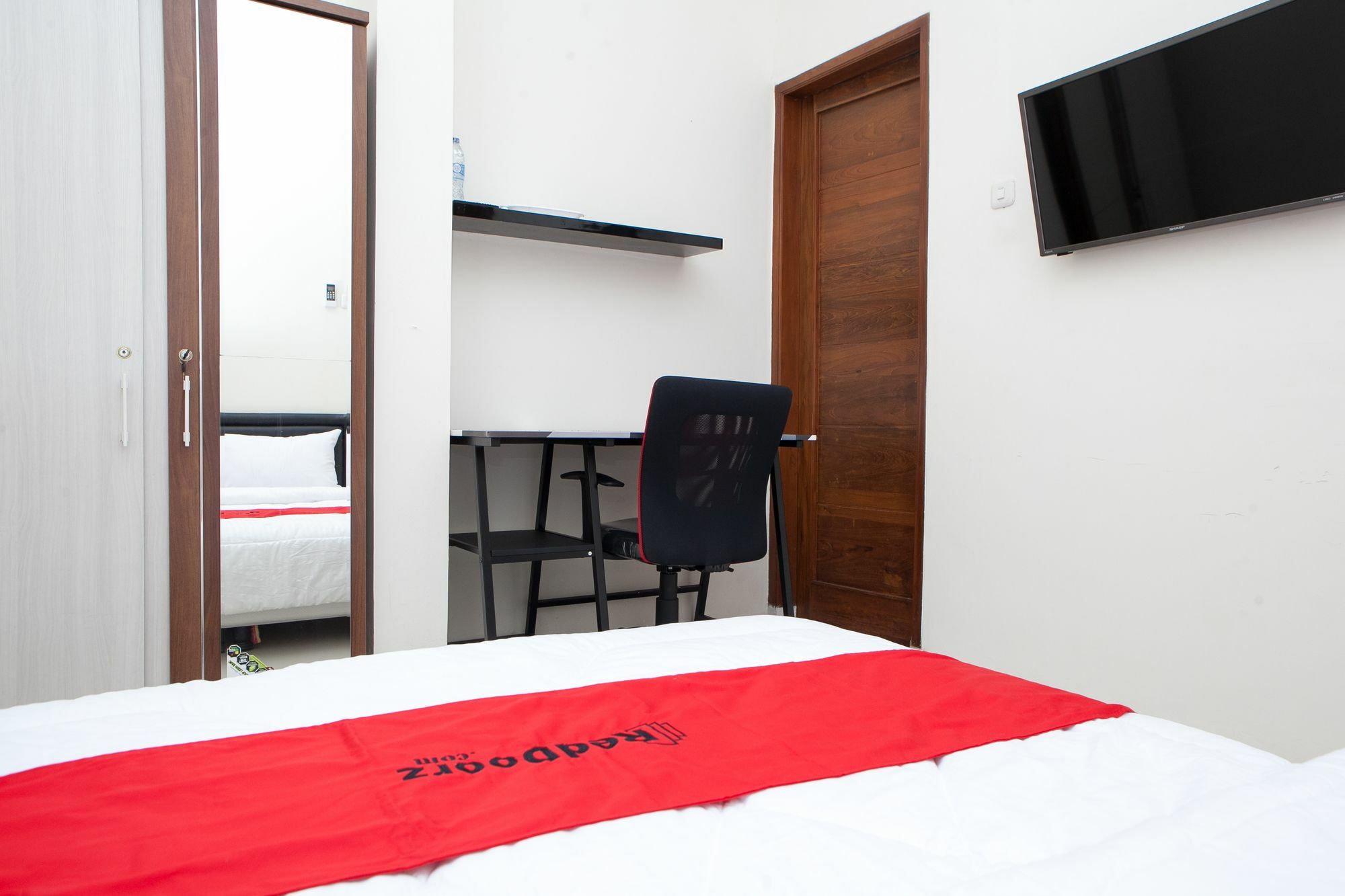 Reddoorz @ Pasir Luyu Buahbatu Wisma tamu 2*